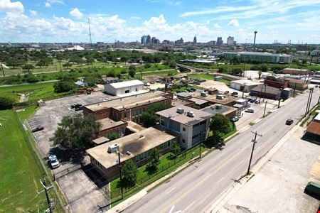 A look at 1811 South Laredo Street commercial space in San Antonio