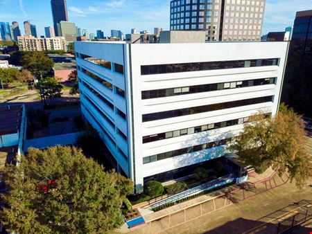 A look at Galleria 5850 San Felipe Street Office space for Rent in Houston