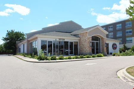 A look at 32729 Northwestern Hwy commercial space in Farmington Hills