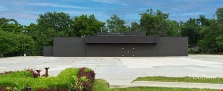 A look at 6637 Nieman Road commercial space in Shawnee