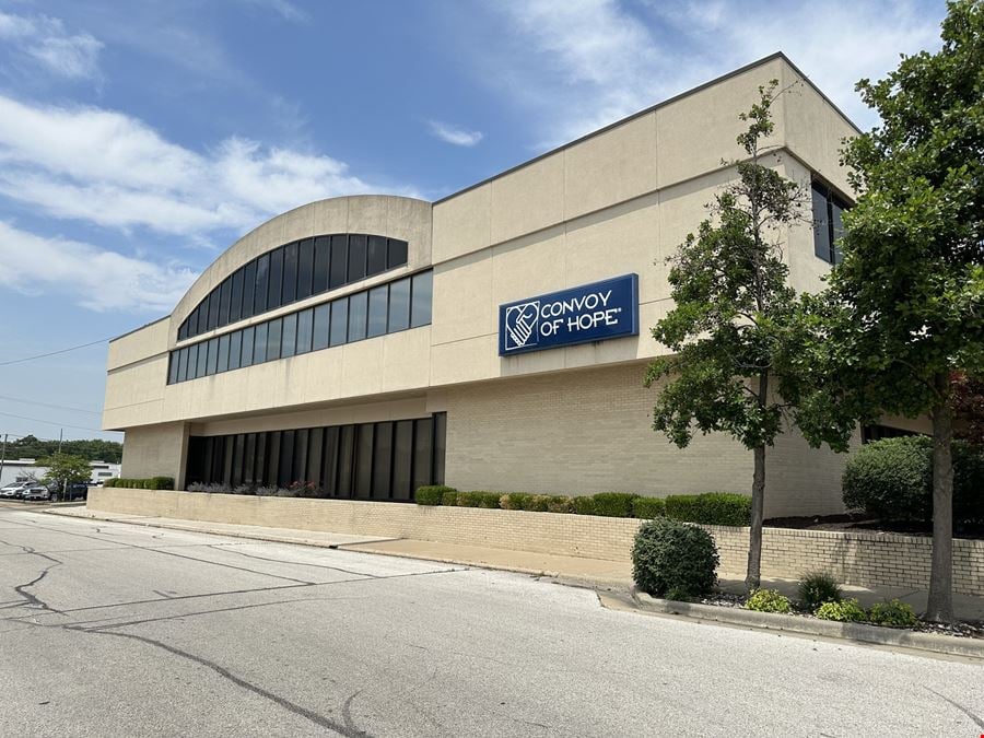 ± 51,320 SF Of Office Space for Sale or Lease