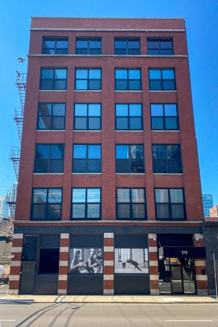 A look at 215 W. Ontario Office space for Rent in Chicago