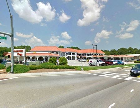 A look at Independent Plaza Shopping Center Commercial space for Rent in Virginia Beach