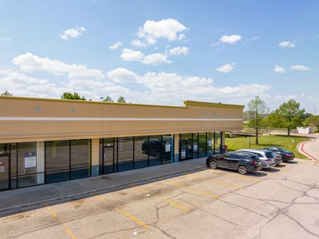 A look at 105 S New Rd Retail space for Rent in Waco