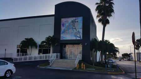 A look at Miami Airport Center - Office/Warehouse for Sale commercial space in Miami