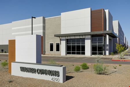A look at Warner Commons commercial space in Gilbert