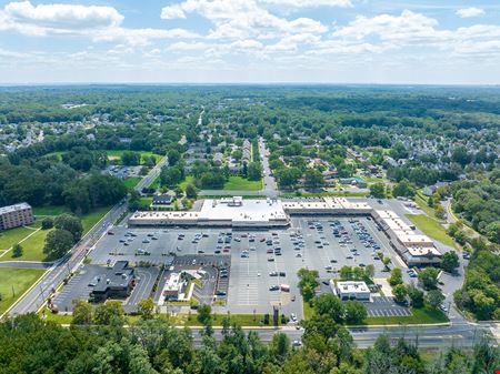 A look at Edison, NJ - Inman Grove Shopping Center commercial space in Edison