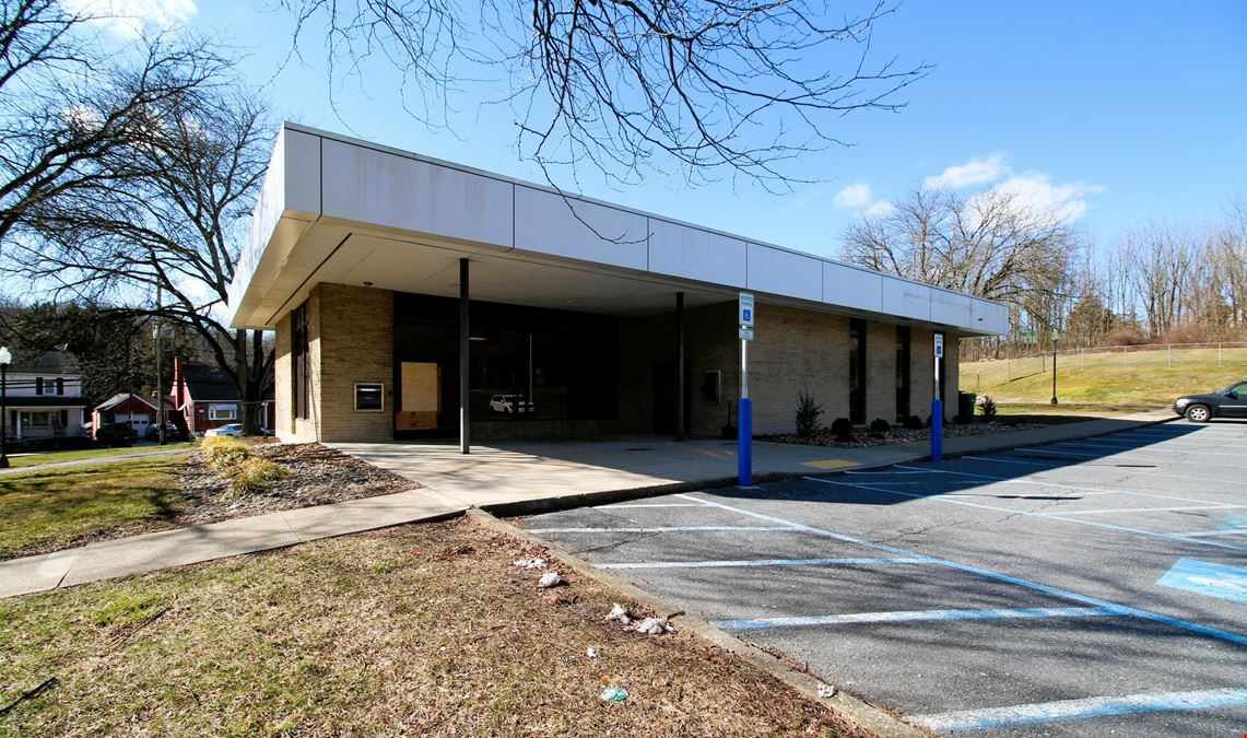 Former PNC Bank on 3.8 Acres - Redevelopment Opportunity
