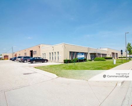 A look at 2400-2440 Greenleaf Avenue commercial space in Elk Grove Village