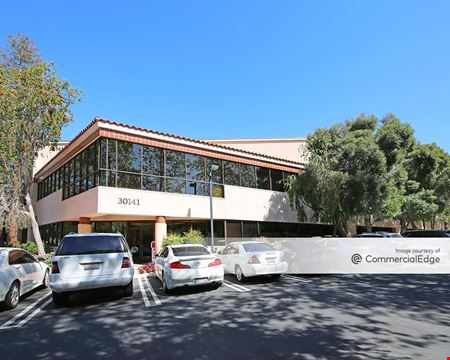 A look at 30141 Agoura Road commercial space in Agoura Hills