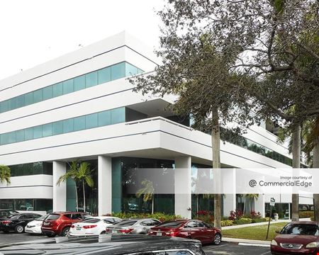 A look at Park Centre Commercial space for Rent in Miami Gardens