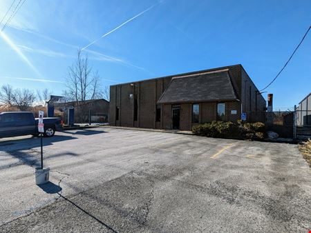 A look at 3270 Holeman Ave commercial space in South Chicago Heights