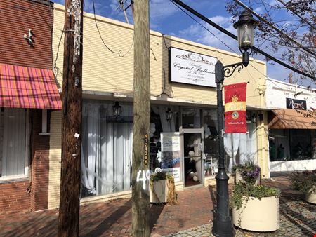 A look at 6972 Main Street commercial space in Lithonia