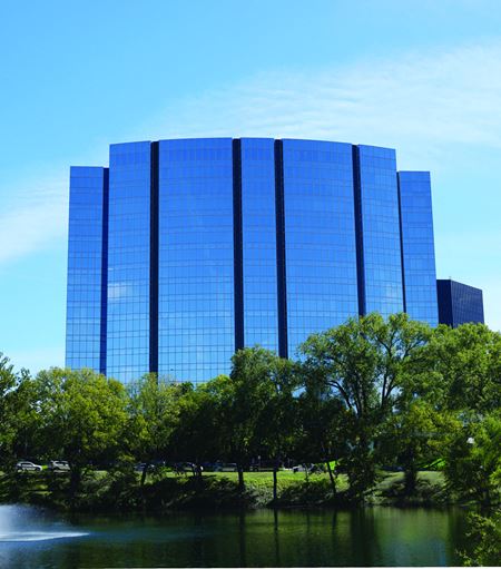A look at Lakeside Square Office space for Rent in Dallas