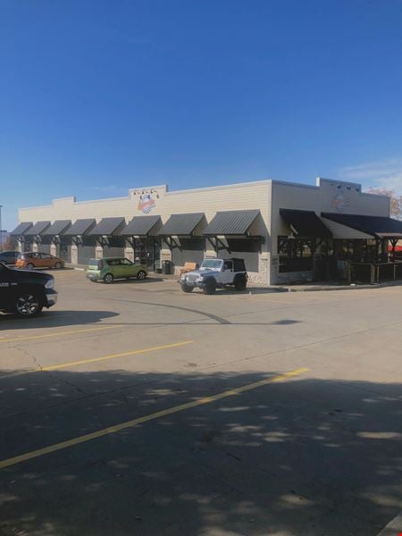 A look at North Bend Restaurant/Commercial Building commercial space in Hebron