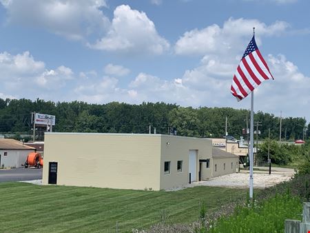 A look at 2117 West 1st Street commercial space in Springfield