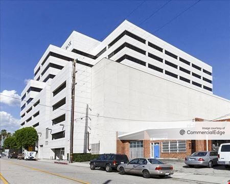 A look at The Olympic Center Office space for Rent in Los Angeles
