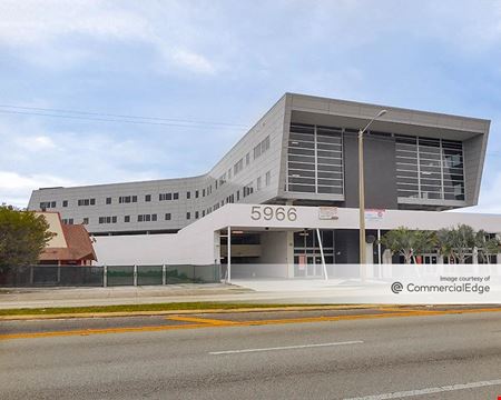 A look at SoMi Building Office space for Rent in South Miami