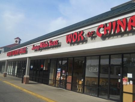 A look at Glenway Crossing Shopping Center Retail space for Rent in Cincinnati