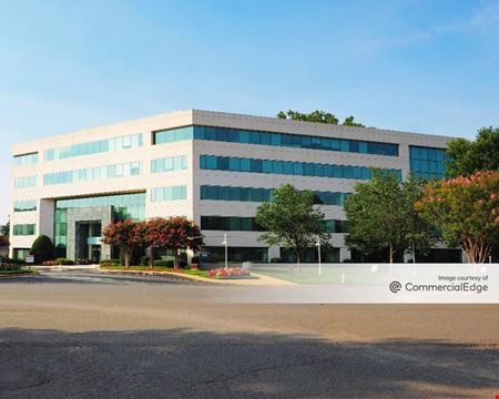 A look at 6101 Carnegie Blvd Commercial space for Rent in Charlotte