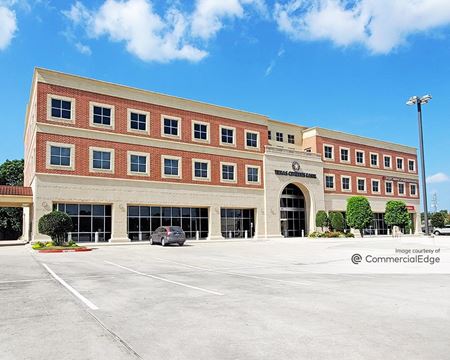 A look at Texas Citizens Bank Building commercial space in Pasadena