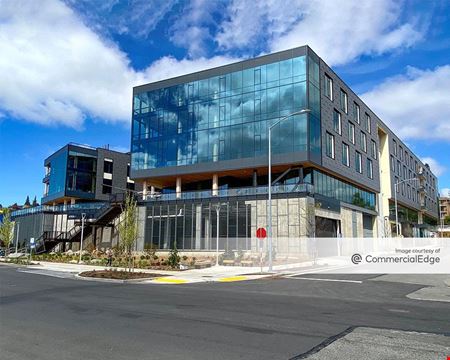 A look at Northlake Commons commercial space in Seattle