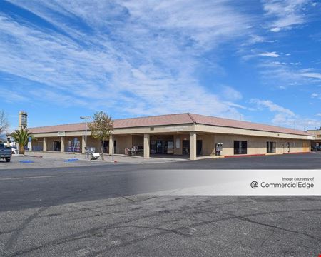 A look at Freeway Plaza Commercial space for Rent in Perris