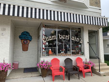 A look at Premier Flower and Gift Shop commercial space in Dousman