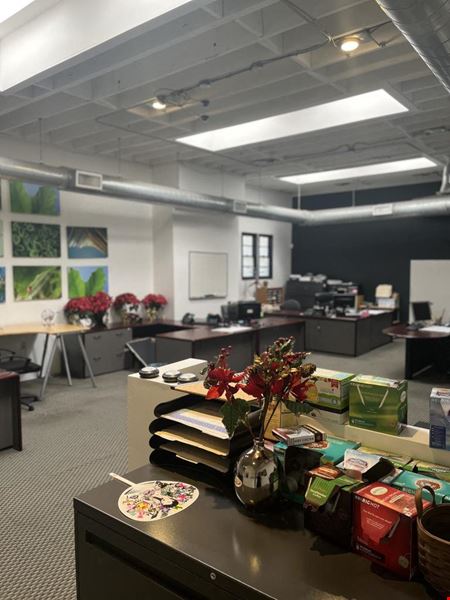 A look at 1606 Argyle Ave Office space for Rent in Los Angeles