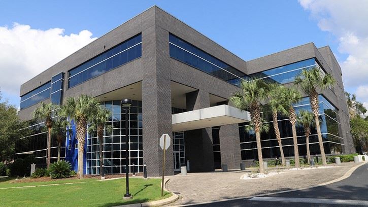 5950 NW 1st Place Gainesville, FL 32607 - First Floor Executive Office Suite For Lease