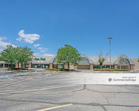 A look at Quebec Village Shopping Center Retail space for Rent in Englewood