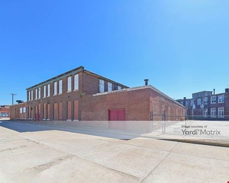 A look at 5661 Natural Bridge Avenue commercial space in St. Louis