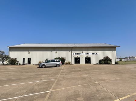 A look at 825 N.W. 24th Street-BUILDING A commercial space in Moore