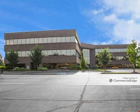 A look at Vista Business Center I commercial space in Blue Ash