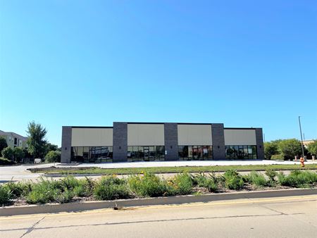 A look at GREAT INVESTMENT OPPORTUNITY! NEW CONSTRUCTION ON TOWN CENTER commercial space in Champaign