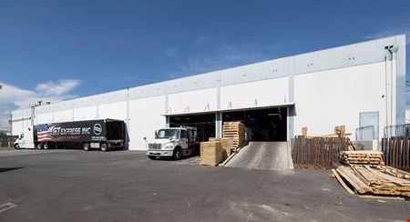 A look at Penrose - Tujunga commercial space in Sun Valley