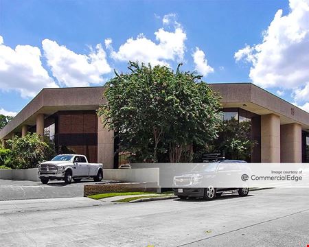 A look at Briar Hollow Plaza Office space for Rent in Houston