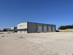 4 Drive-in Bay Shop on 1 Acre
