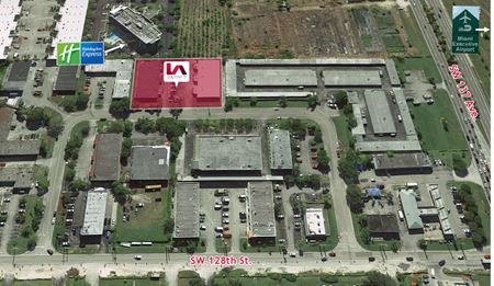 Kendall-Tamiami Warehouses Near Miami Executive Airport - Miami