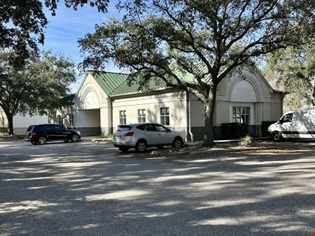 A look at Former TRUIST Bank Building commercial space in Tampa