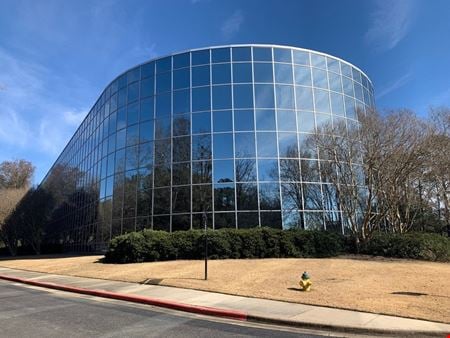 A look at Blue Lake Center Office space for Rent in Birmingham