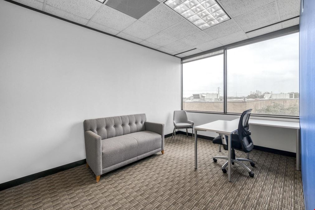 NY, Rye Brook - International Dr