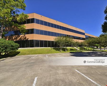 A look at Intercontinental Park III commercial space in Houston