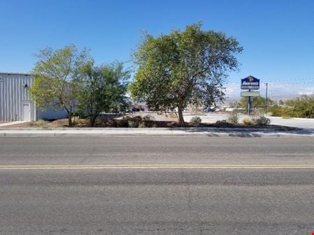 A look at 2747 Miracle Mile commercial space in Bullhead City