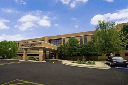 A look at St Joseph Medical Center commercial space in Elgin