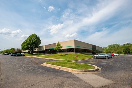 A look at Northwest Corporate Centre commercial space in Hoffman Estates