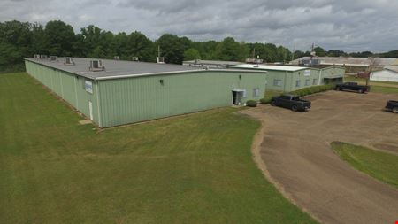 A look at Madison County Industrial 120 St. Charles Industrial space for Rent in Flora