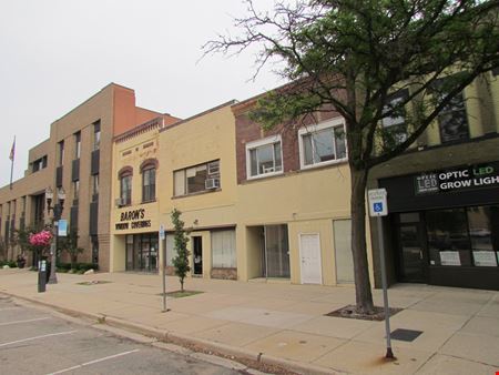 A look at 323-327 S Washington Sq commercial space in Lansing