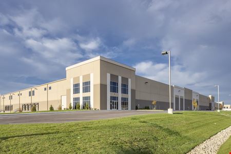 A look at Gateway Tradeport - Building 2 Industrial space for Rent in Granite City