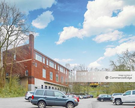 A look at 4900 Perry Hwy commercial space in Pittsburgh